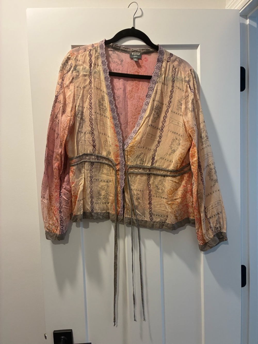 J. Jill Peach Pink and Cream Patterned Tie-Front Blouse